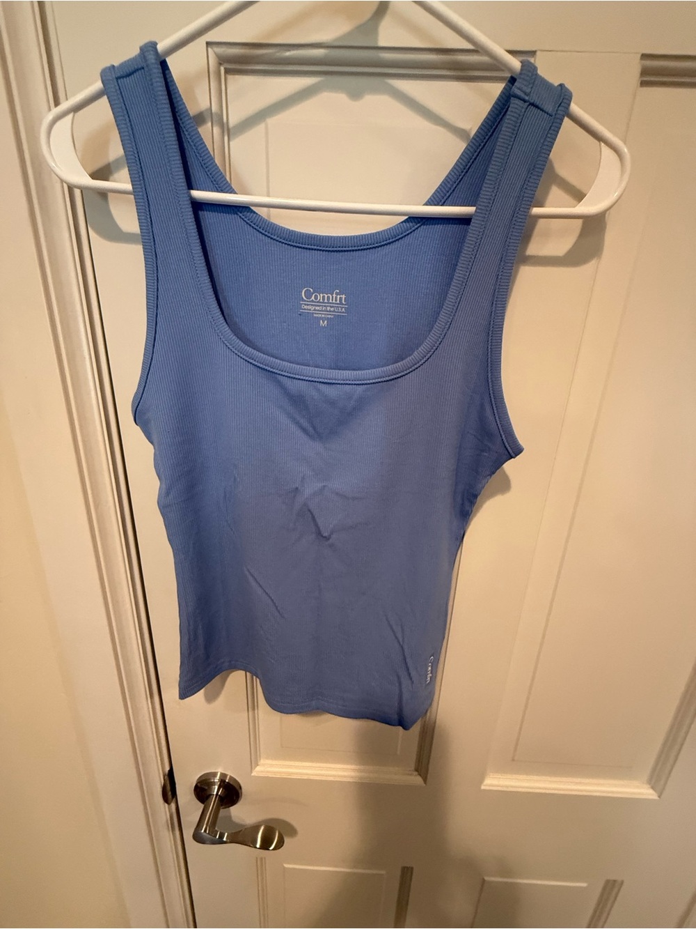 NWOT Women's Comfrt Blue Ribbed Tank Top Medium